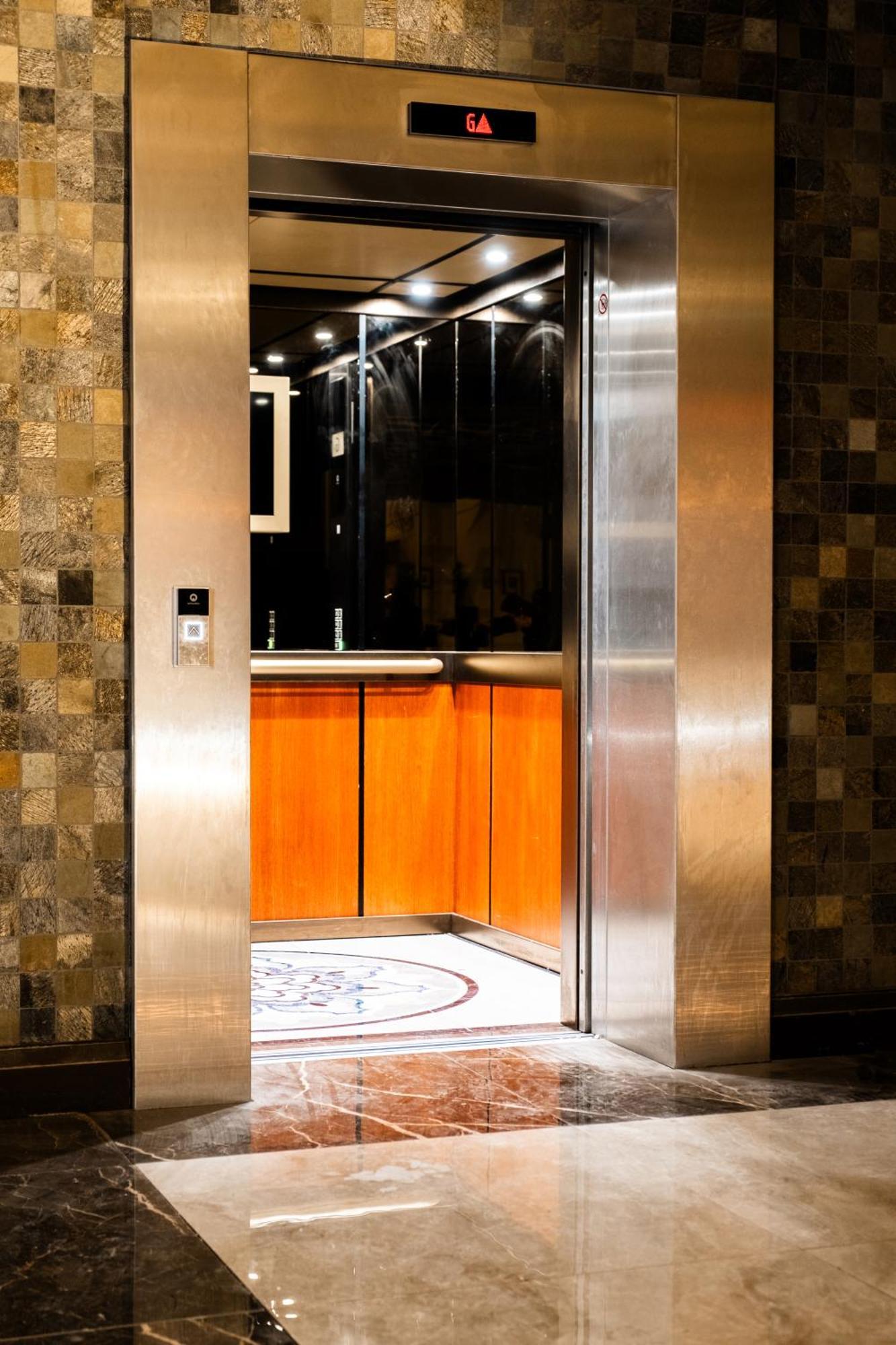 ארסקין Muthu Glasgow River Hotel מראה חיצוני תמונה