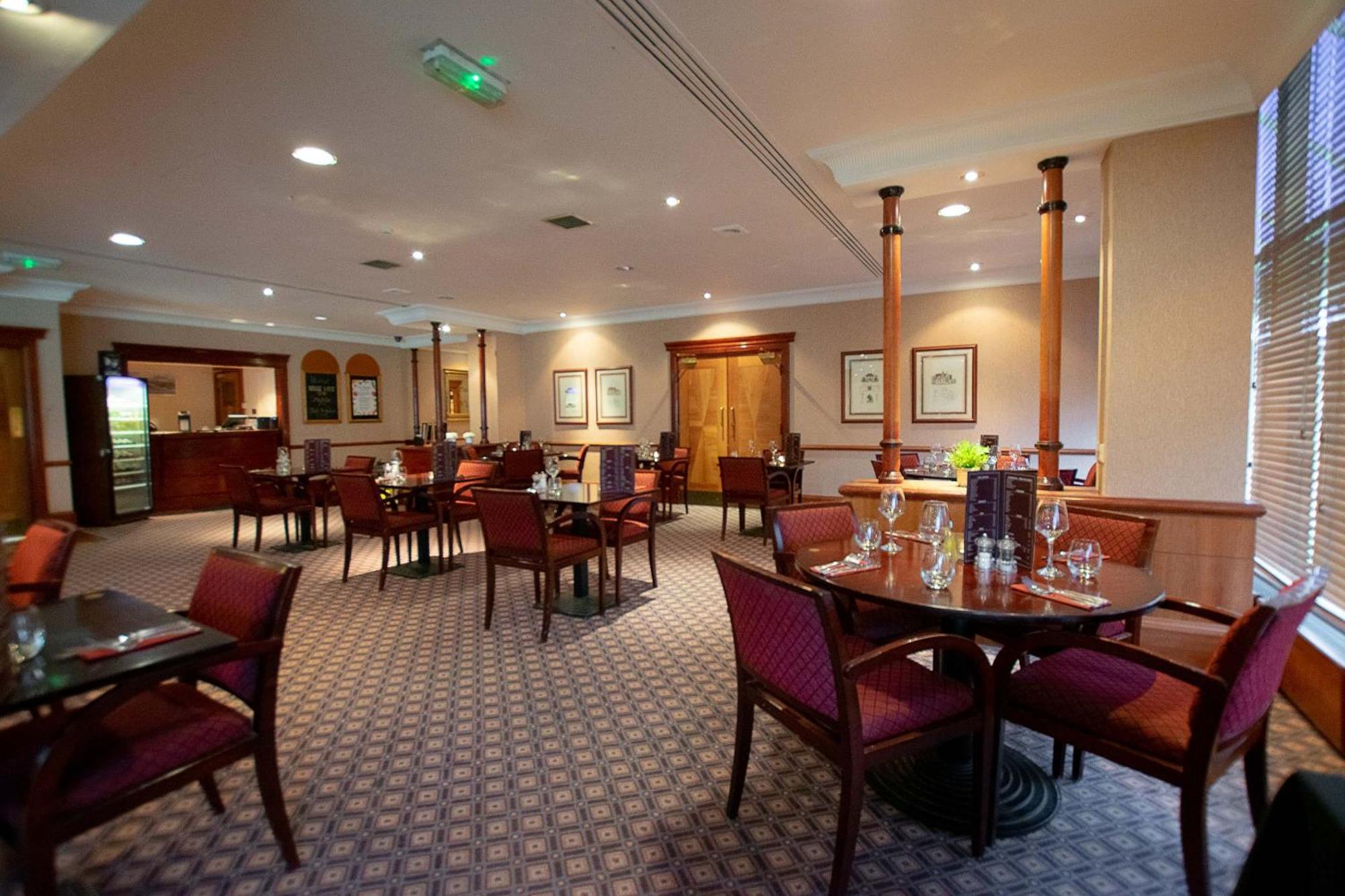 ארסקין Muthu Glasgow River Hotel מראה חיצוני תמונה